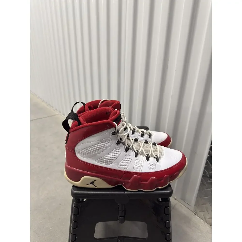 Nike Air Jordan 9 Gym Red White Black 2019 Size 9.5 Men's - 302370-160